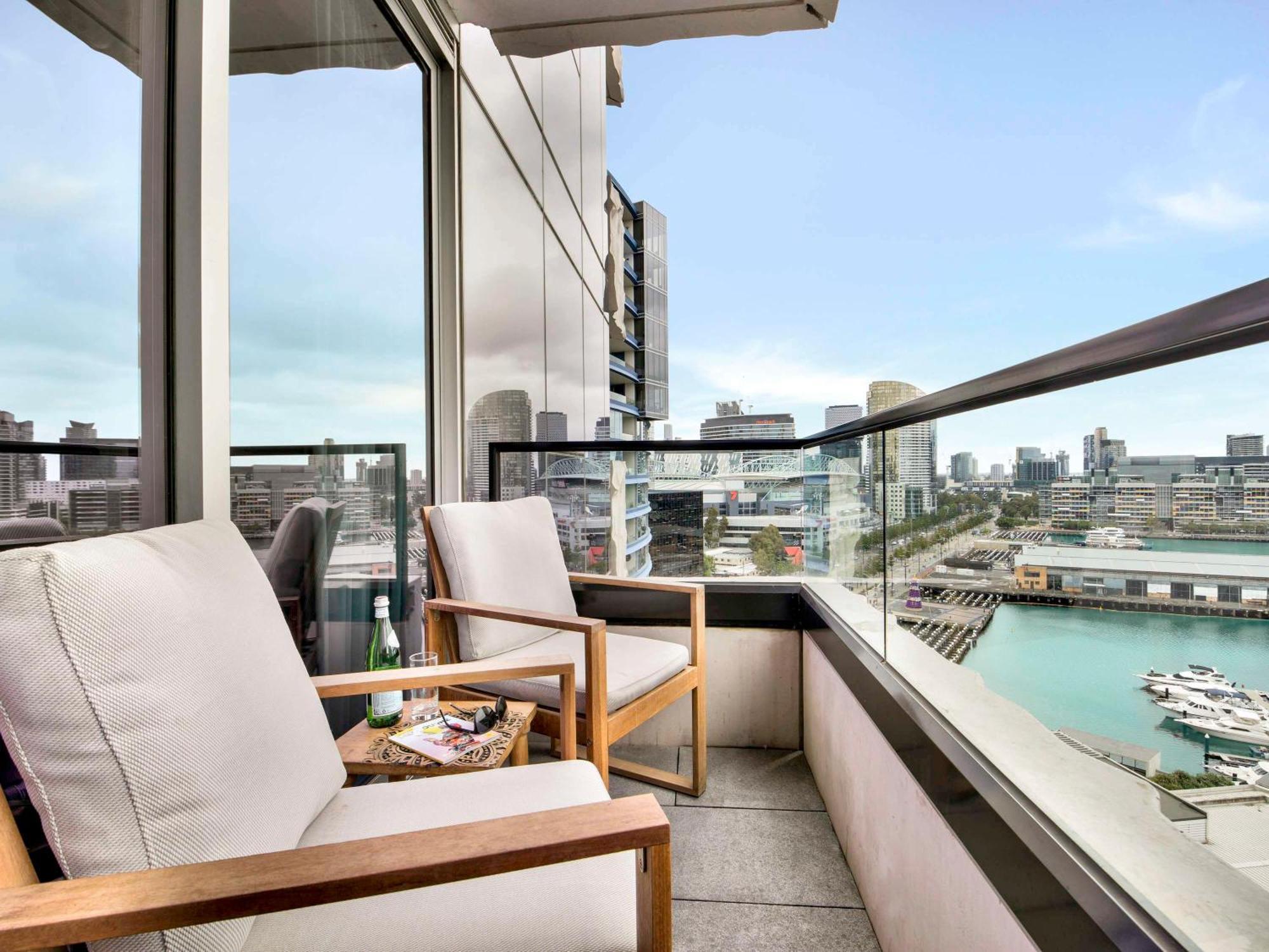 The Sebel Residences Melbourne Docklands Serviced Apartments Екстериор снимка